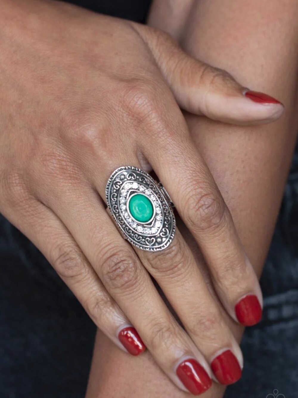 Paparazzi Jewelry Accessories - Entrancing Enchantment - Green Ring - Vintage